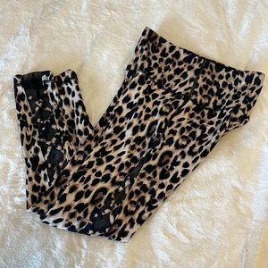 Animal print performance leggings